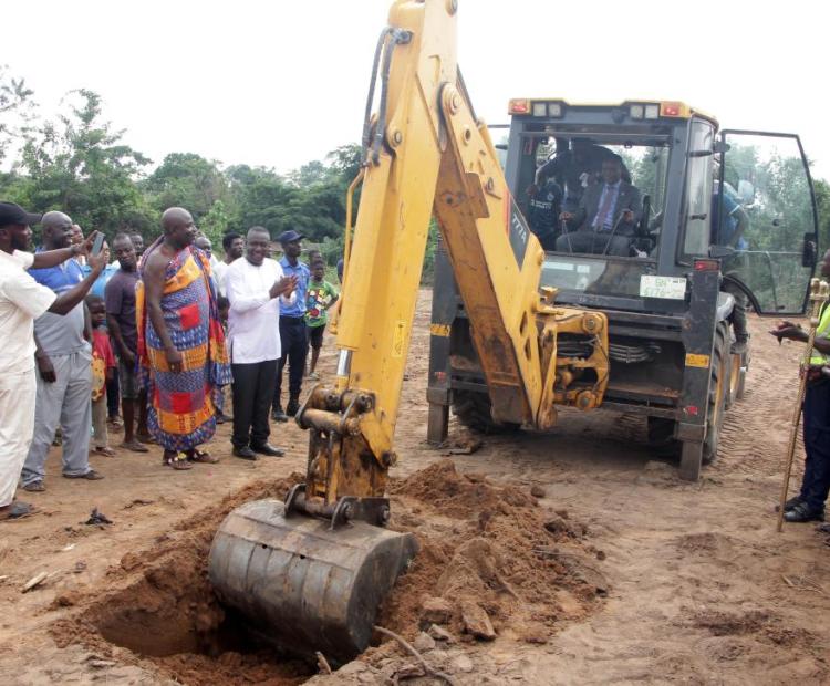Hon. Andy Appiah-Kubi Breaks Ground For A State-Of-The-Art Laboratory At KsTU's Juansa Campus