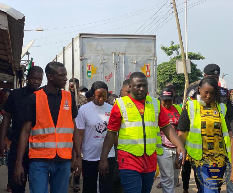 KsTU SRC Joins Regional Minister for Independence Day Clean-Up Exercise in Kumasi